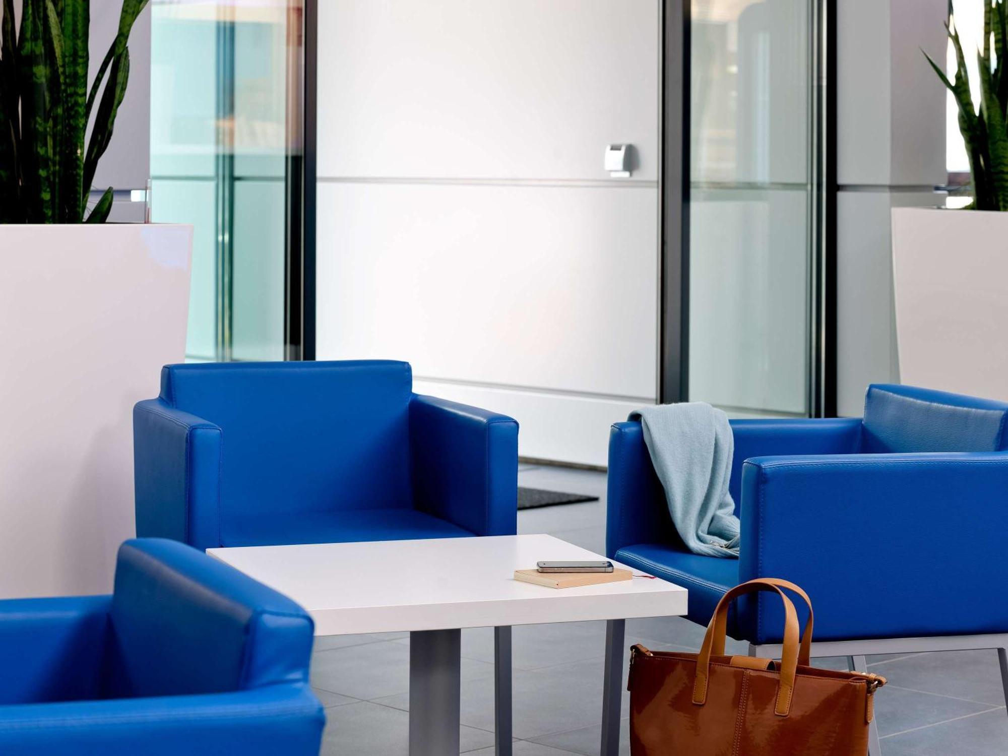 Ibis Budget Loriol Le Pouzin Exterior foto