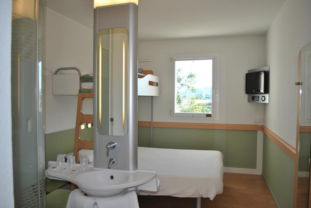 Ibis Budget Loriol Le Pouzin Exterior foto