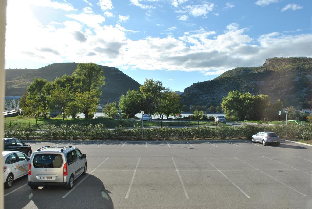 Ibis Budget Loriol Le Pouzin Exterior foto