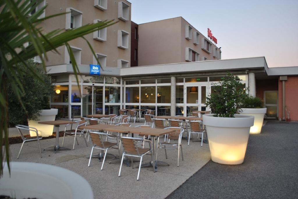 Ibis Budget Loriol Le Pouzin Exterior foto
