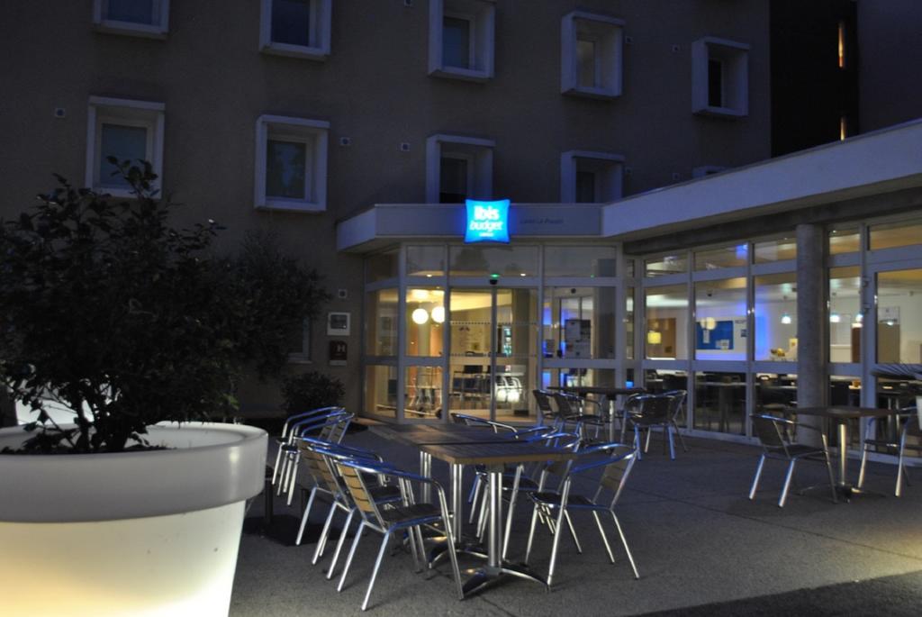 Ibis Budget Loriol Le Pouzin Exterior foto