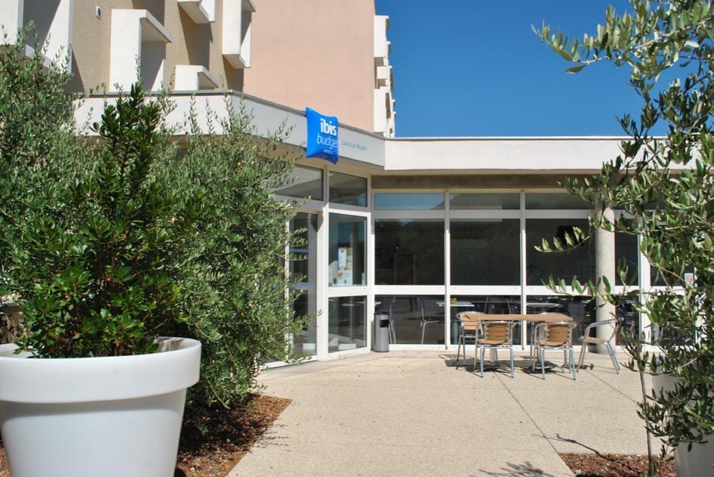 Ibis Budget Loriol Le Pouzin Exterior foto
